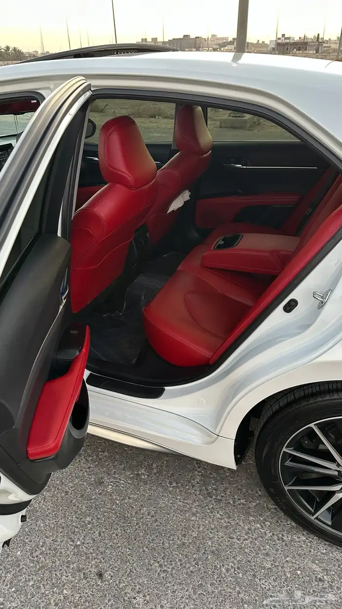 كامري 2022 فل كامل SE V6 وكالة بنزين 22