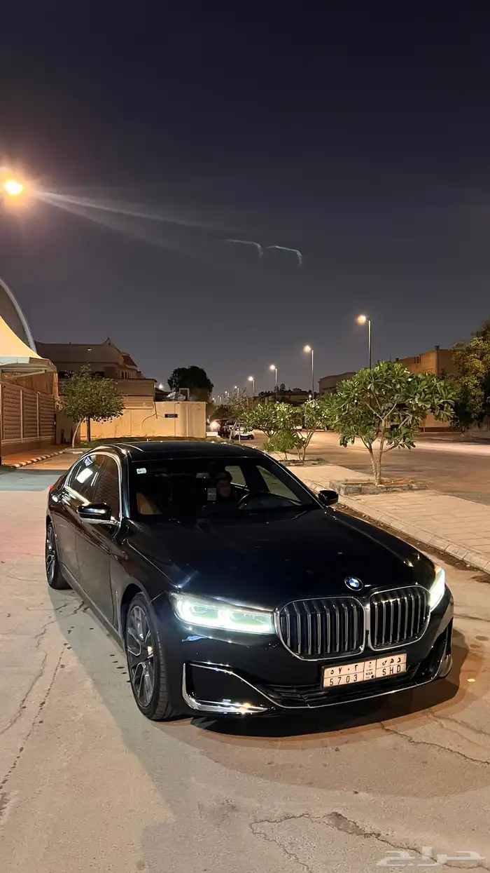 BMW 730Li 0