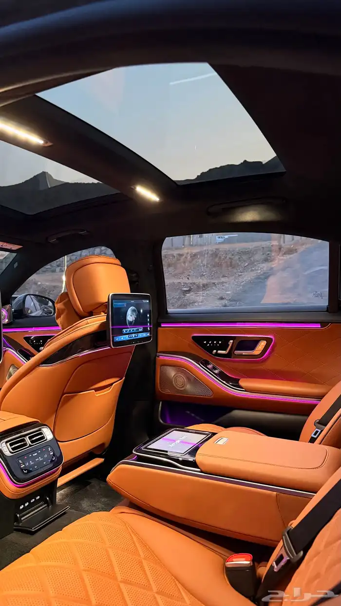 مرسيدس S580L 2021 ( بنزين 8V ) بحالة الوكالة 27