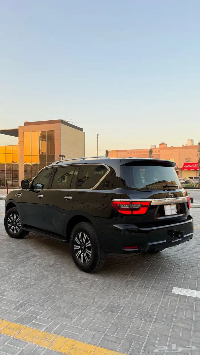 نيسان باترول SE2 نص فل 2024 - 6 سلندر 4