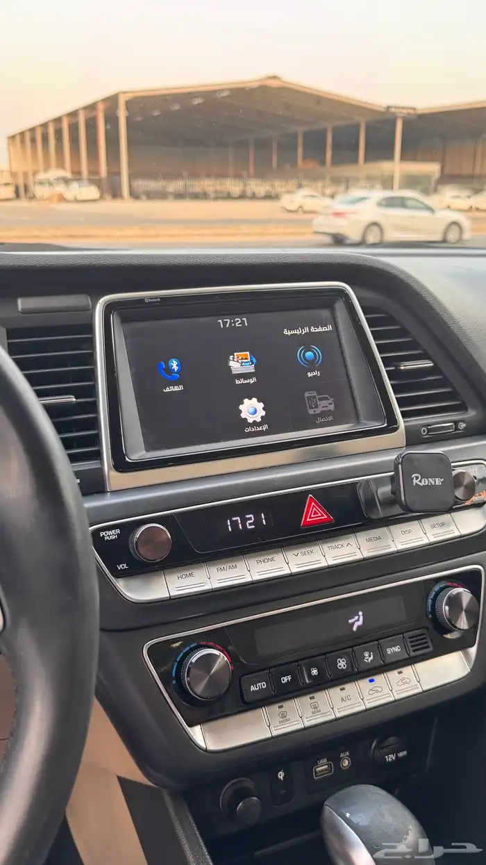 للبيع هونداي سوناتا 2018 - فل كامل بحالة الوكاله 13