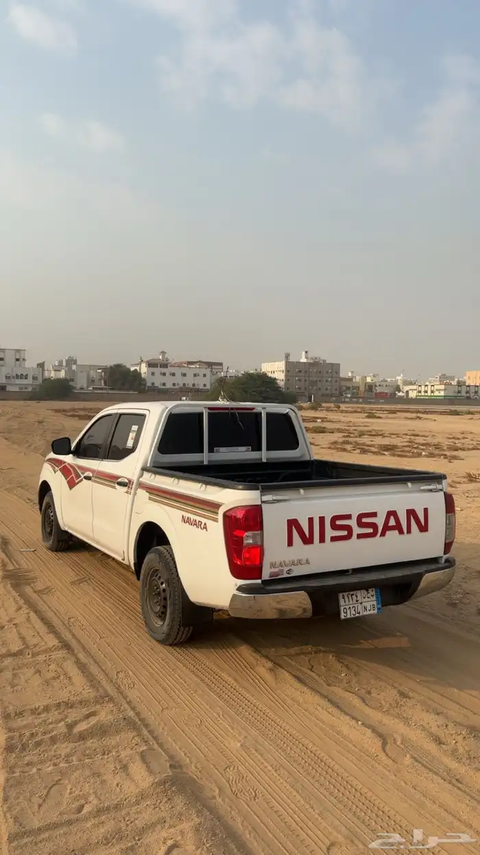 نيسان نافارا 1