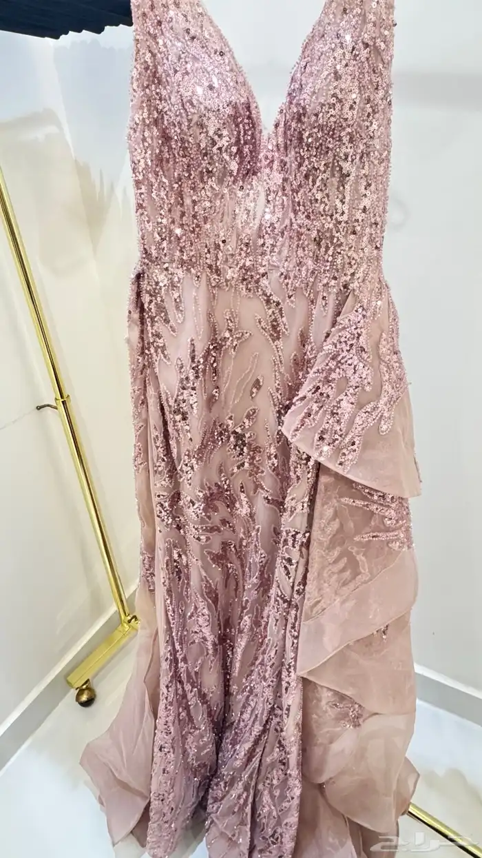 فستان جديد لم يلبس 1