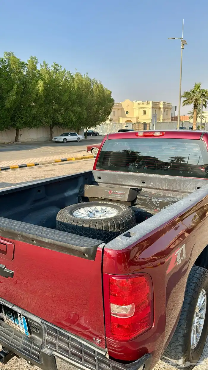 سلفرادو عنابي للبيع 14