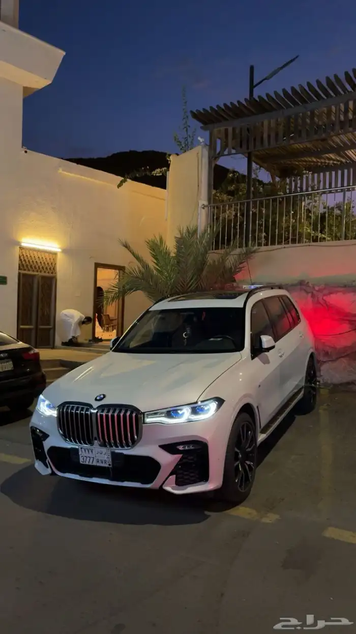 BMW X7 0