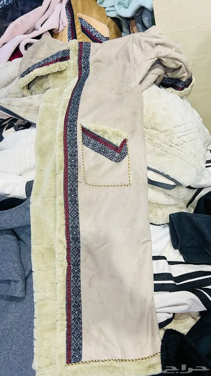 فروات وصديرات وجواكيت شتوية صناعة سورية بسعر الجملة 34