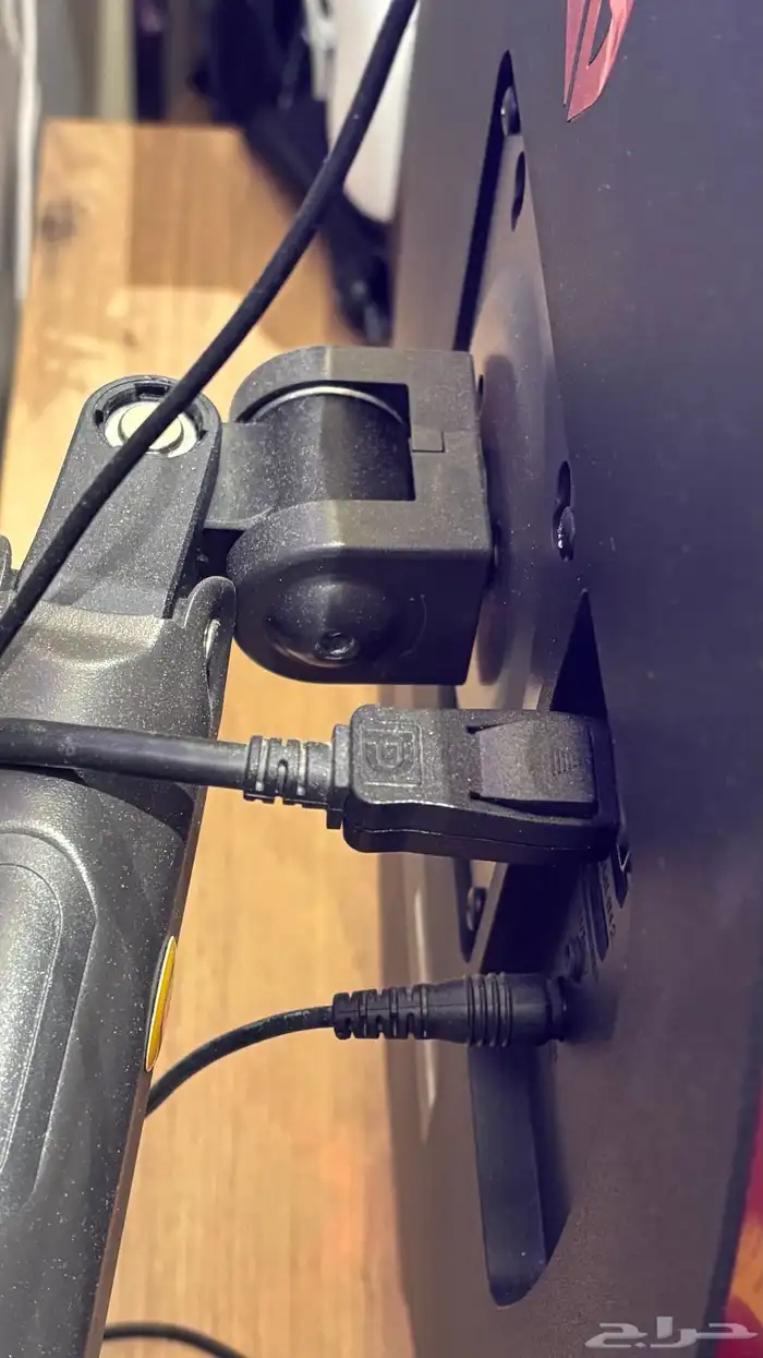 شاشة العاب الترا جير من LG 32 بوصة و 165 هرتز 2k 2