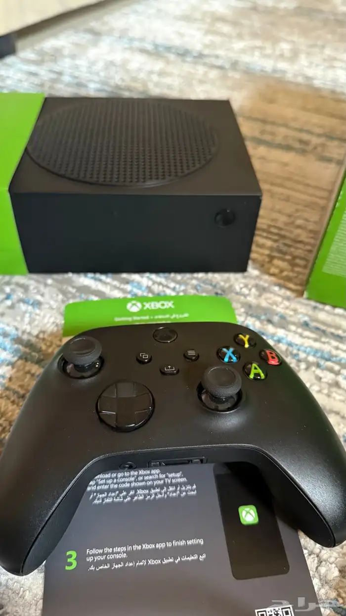 اكس بوكس سيريس S (1TB) استخدام خفيف جد ا مع كامل الملحقات 3