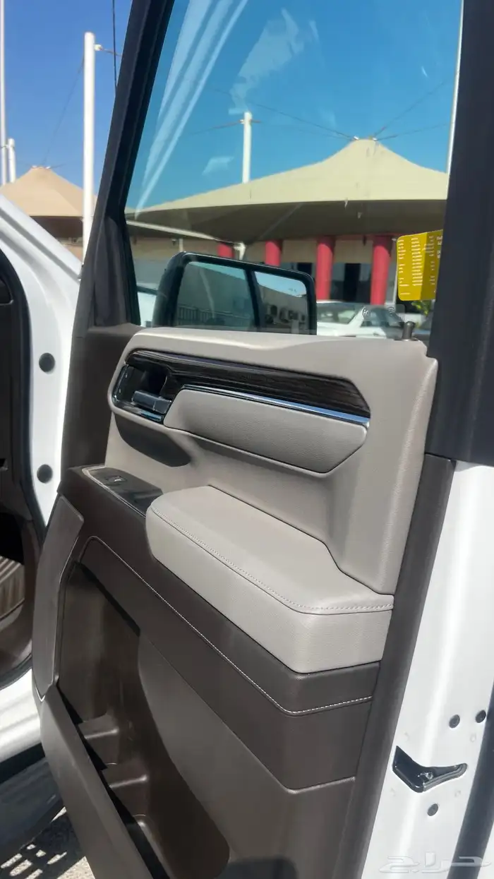 شيفروليه سلفرادو 2023 تريل بوس z71 جديد للبيع 28