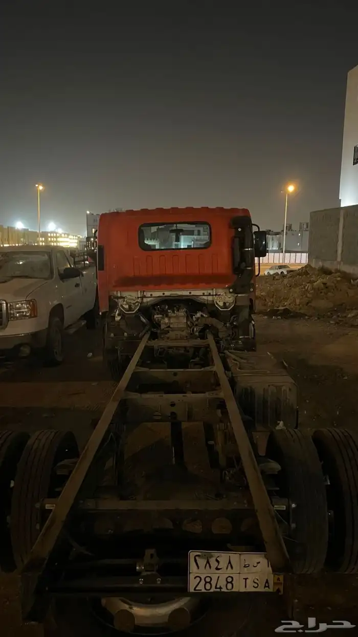 سطحه للبيع موديل 2023 مكينه صغير تيربو ممشى 165 0