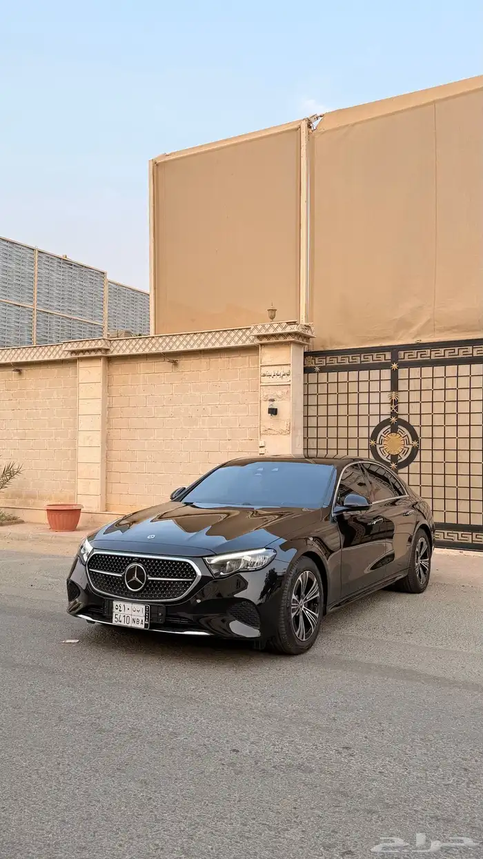 مرسيدس E200 2025 شبه اصفار 1