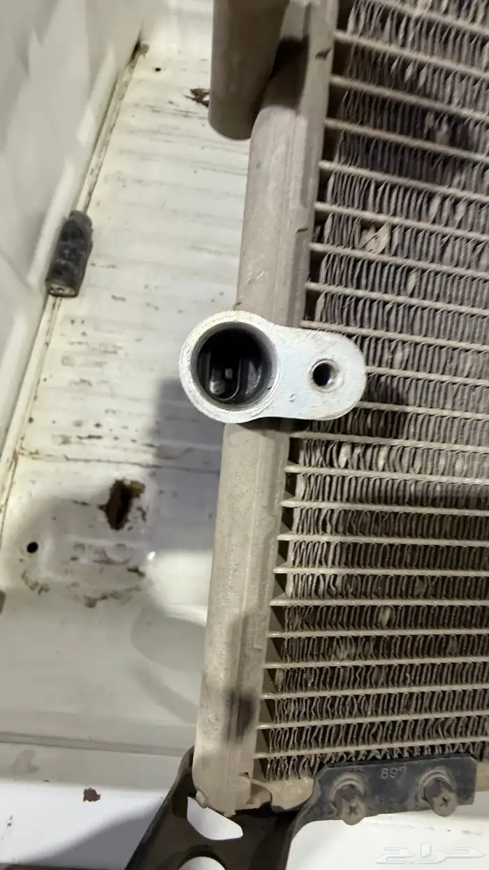 قطع هايلكس اديتر مكيف 98-2005 3