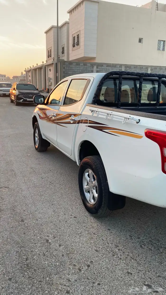 ميتسوبيشي 13