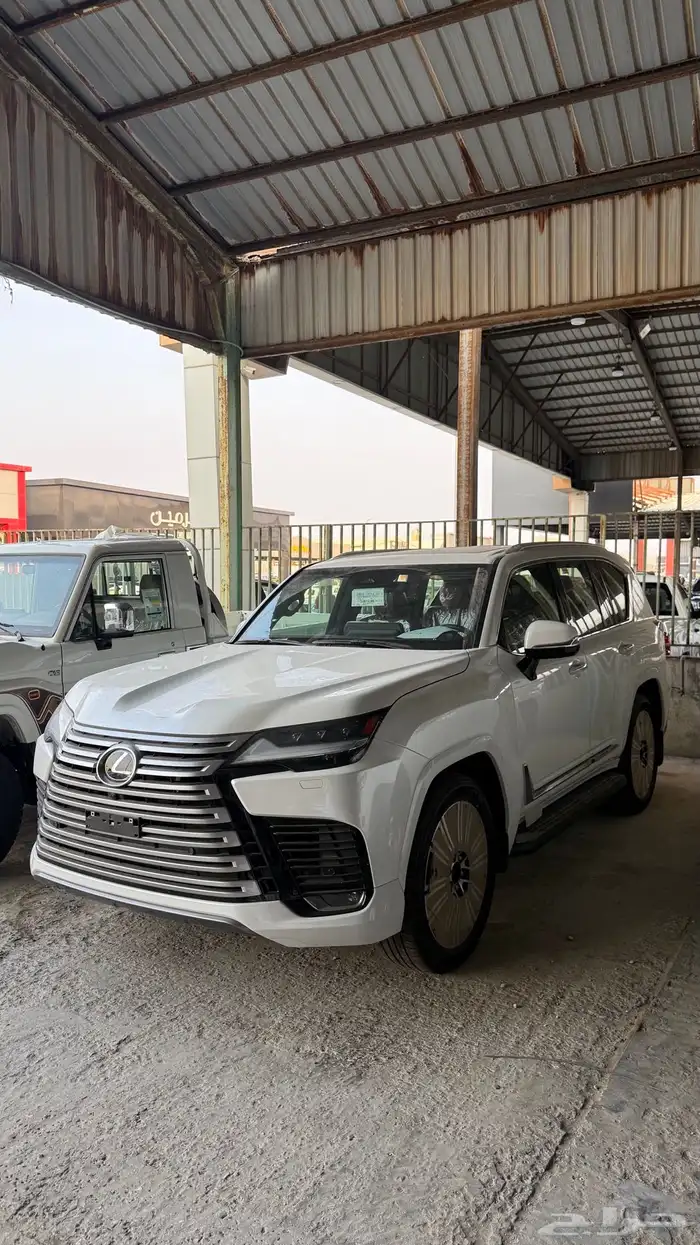 للبيع لكزس 2025 BB LX600 خليجي 3