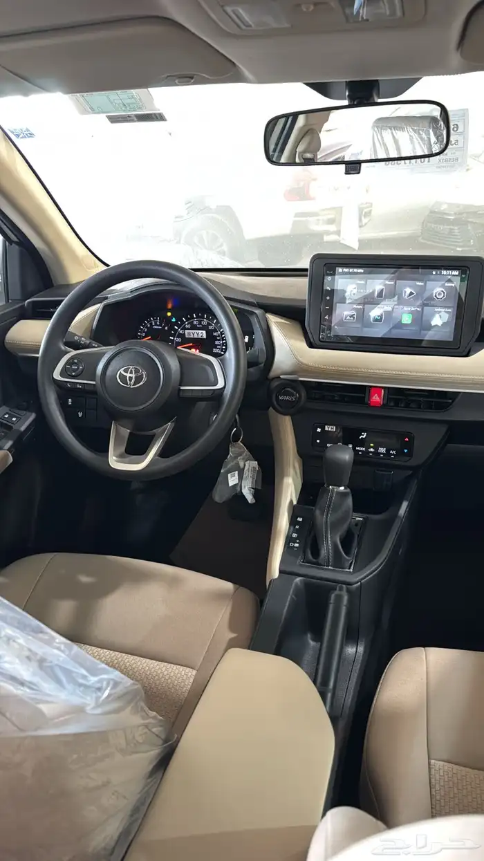 تويوتا يارس فئة Y ليميتد بنزين 2026 5