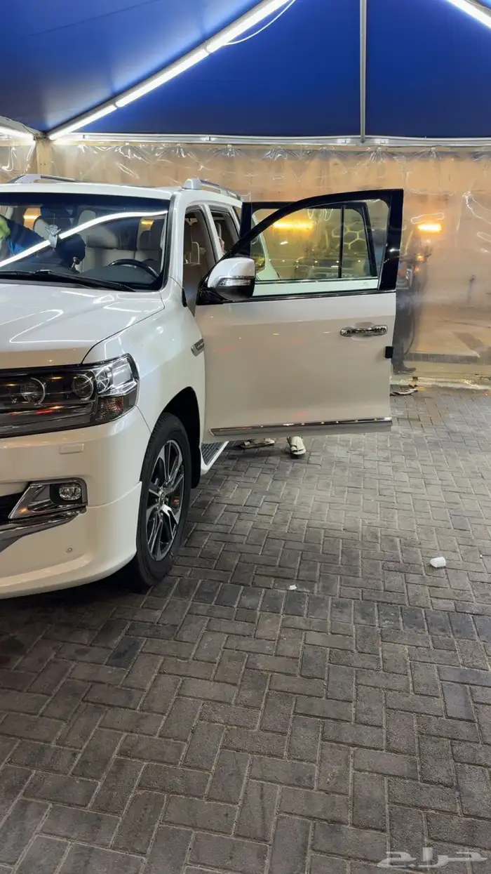 لاند كروزر 2020 قراند تورنق للبيع 7