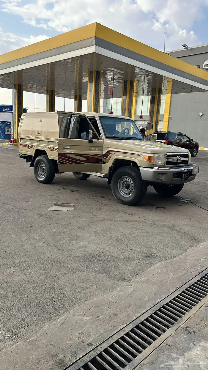 جيب شاص 2013 فل كامل مجهز للبر تجهيز احترافي 2