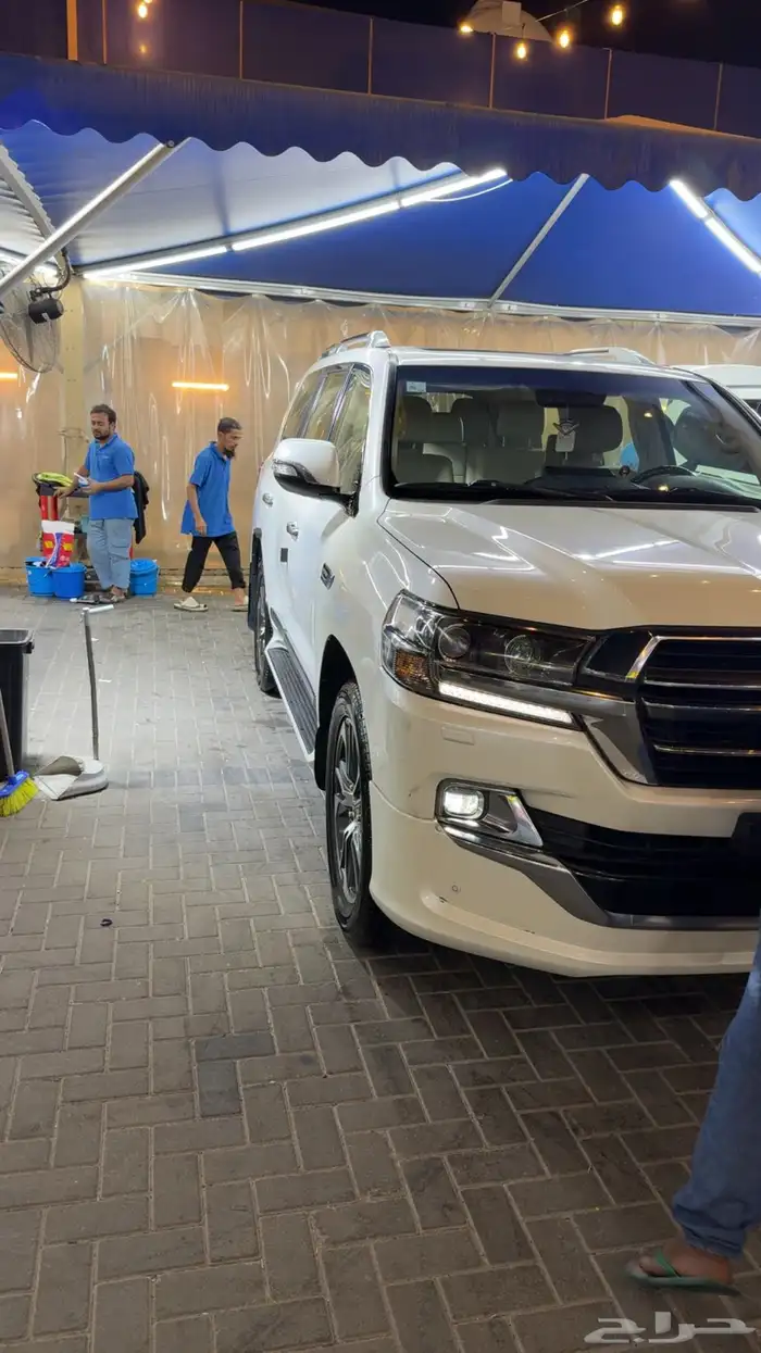 لاند كروزر 2020 قراند تورنق للبيع 3