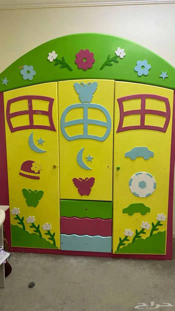 دولاب ملابس أطفال للبيع بحالة جيدة 0