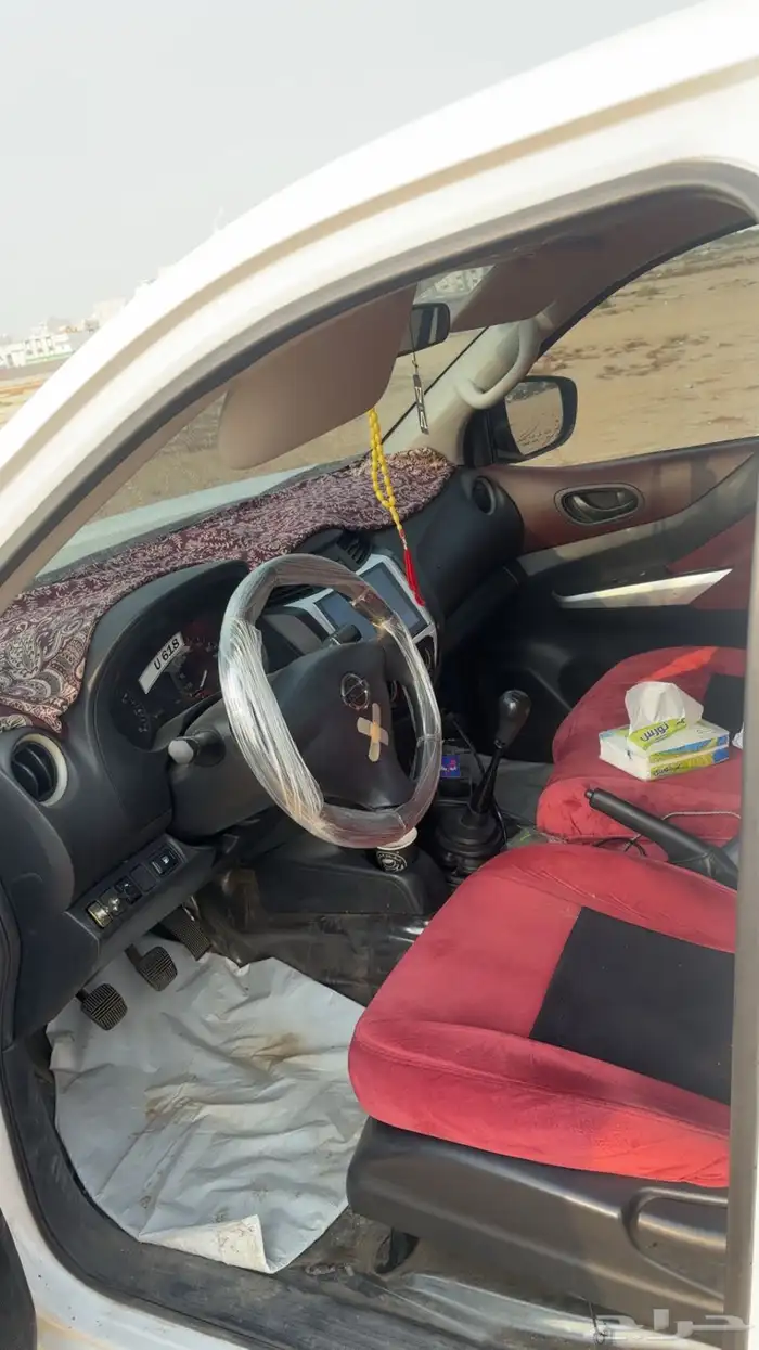 نيسان نافارا 4