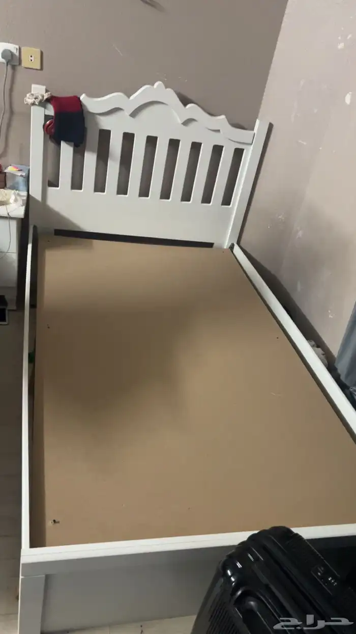 غرفه نوم سريرين وتسريحه مع الستاره والسجاد للبيع لاعلى سوم 6