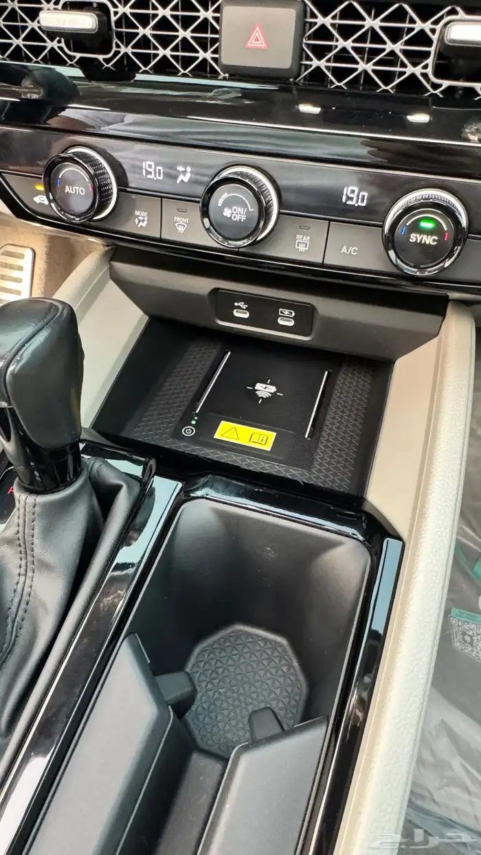 للبيع هوندا اكورد هايبرد سبورت 2023 19