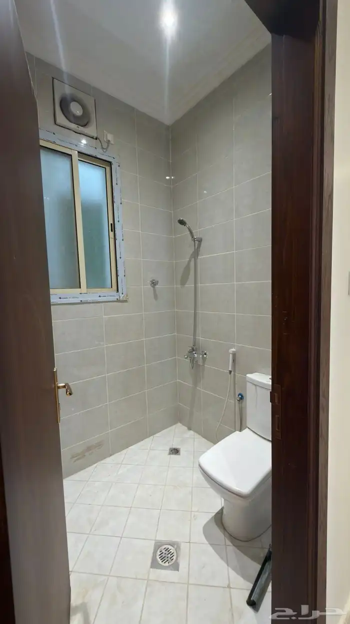 شقة للايجار بالخالديه جديده ( عرسان ) 3