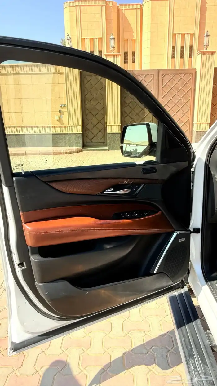 للبيع كاديلاك اسكاليد موديل 2018 بريميوم 11