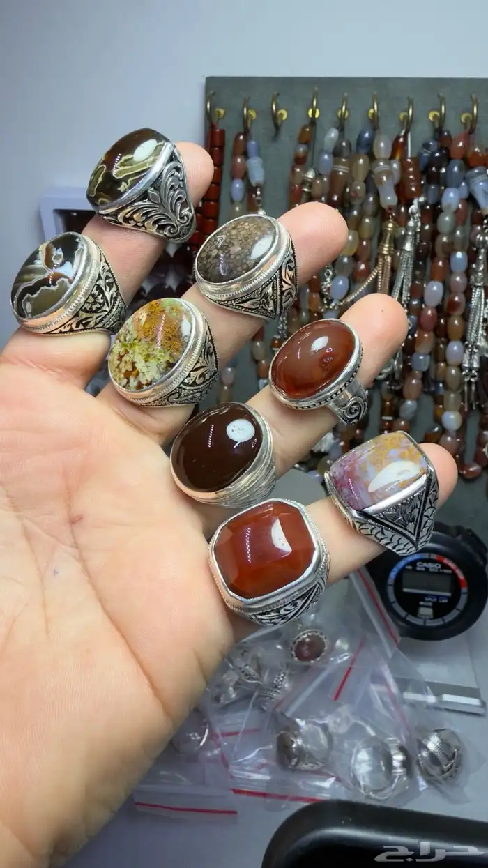 حياكم الله في مزاد على مجموعة خواتم فضة مميزة وسبح فاخرة 0