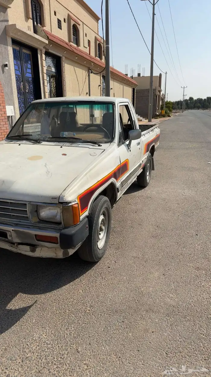 هايلكس موديل 85 ماكينه جرابكس شرط .. استماره مطوفه 0