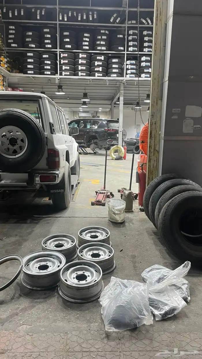 جنوط شنابر باترول وكفرات بالون مقاس 16 0