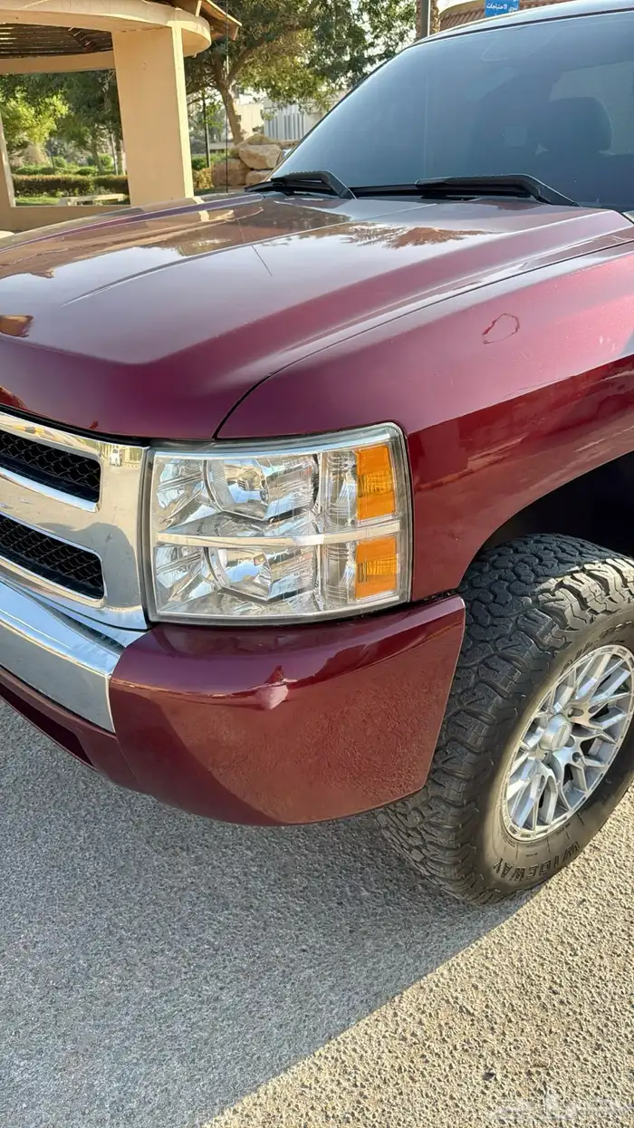 سلفرادو عنابي للبيع 1