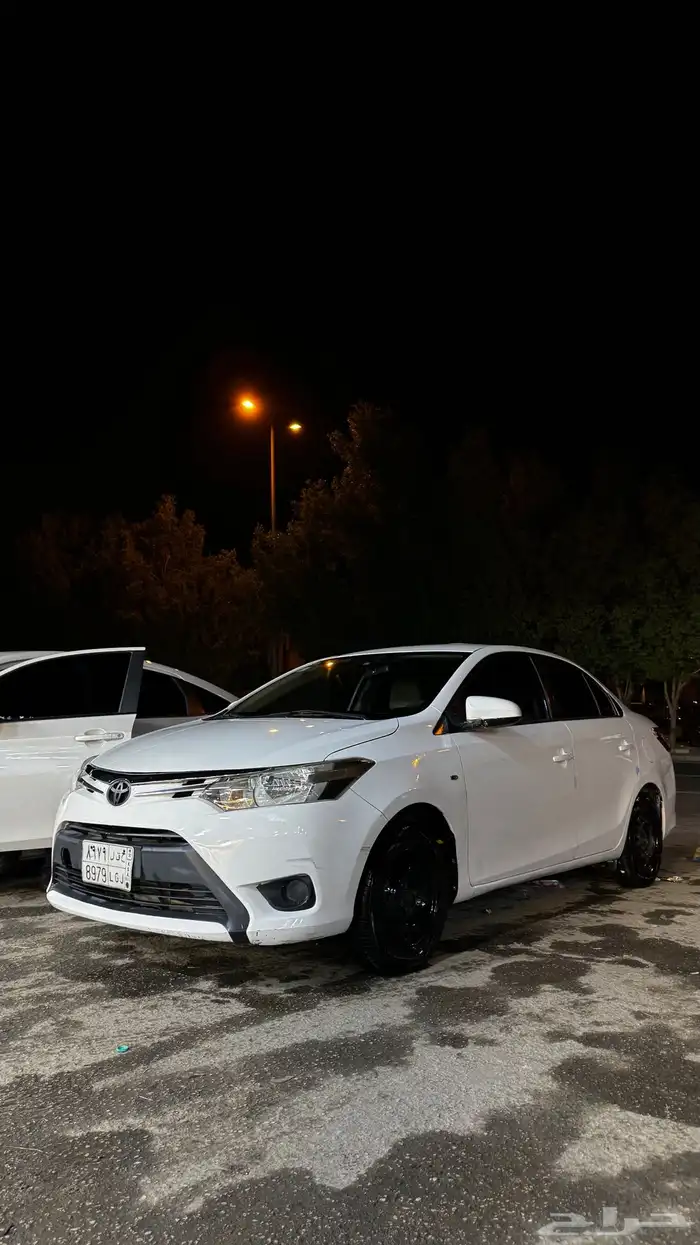 تويوتا يارس 2015 10