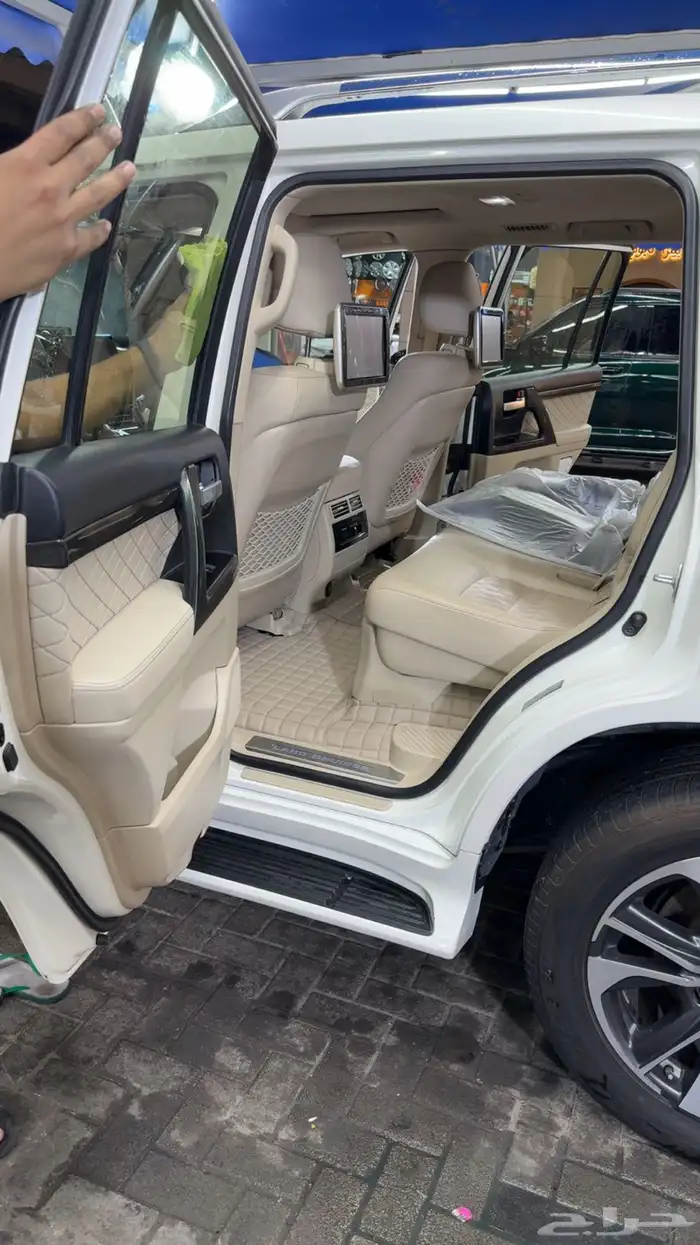 لاند كروزر 2020 قراند تورنق للبيع 5