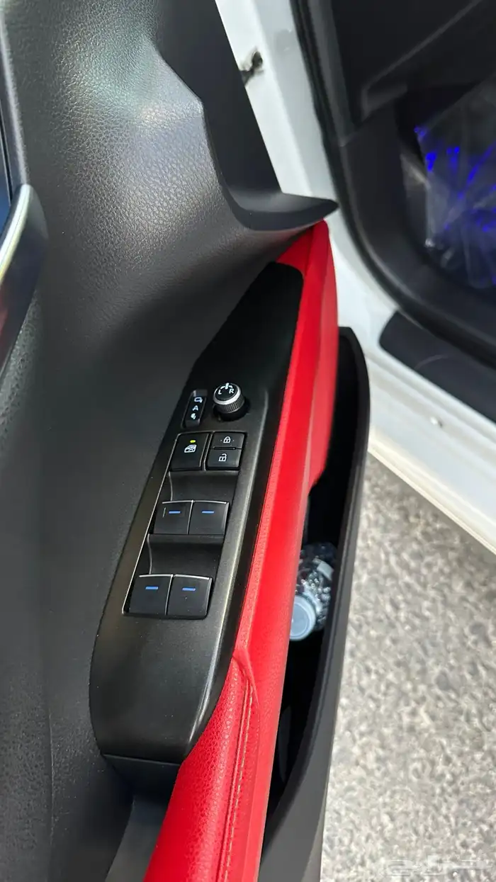 كامري 2022 فل كامل SE V6 وكالة بنزين 21