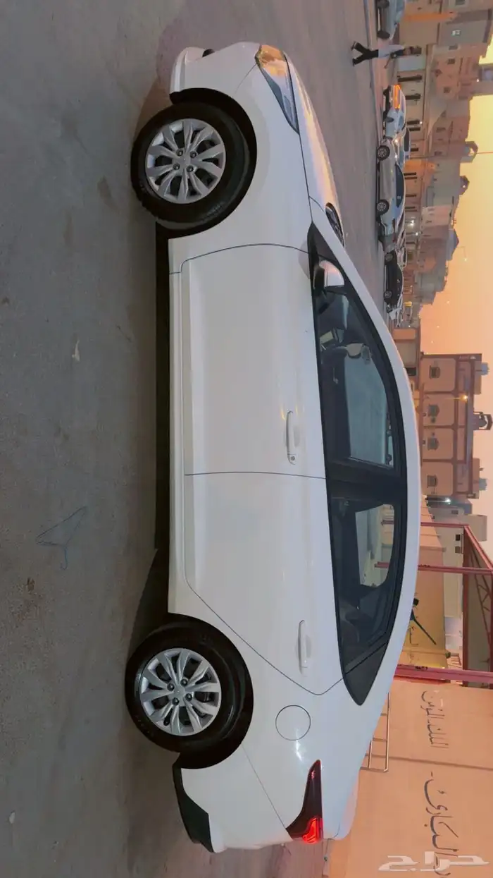 للبيع هيونداي اكسنت 2023 1.6 5