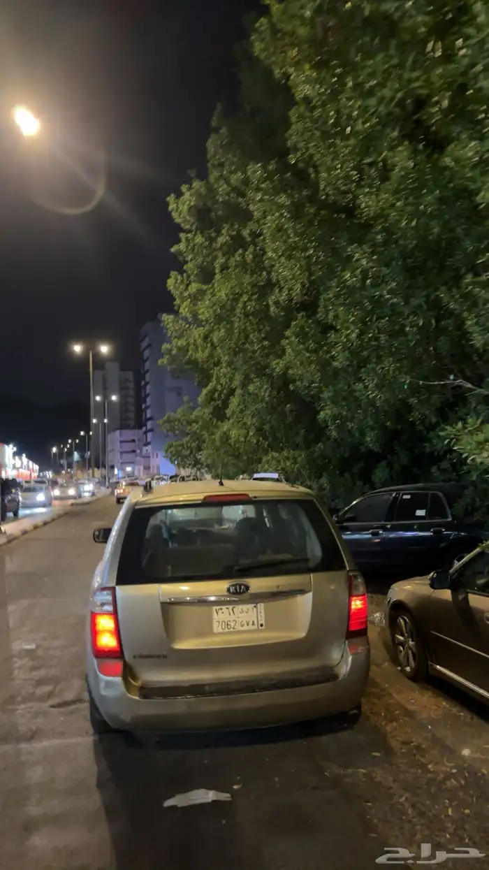 كيا كرنيفال2009. رقم الجوال 4