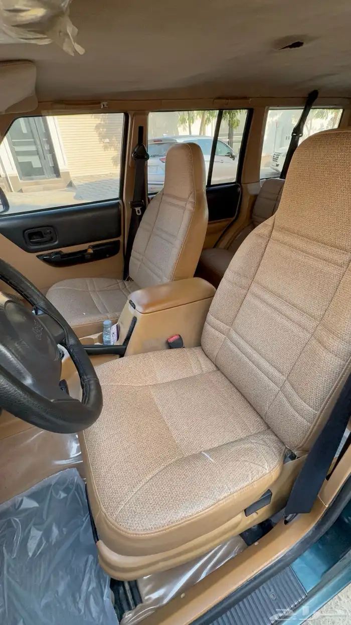 جيب شروكي قير عادي مديل98 3