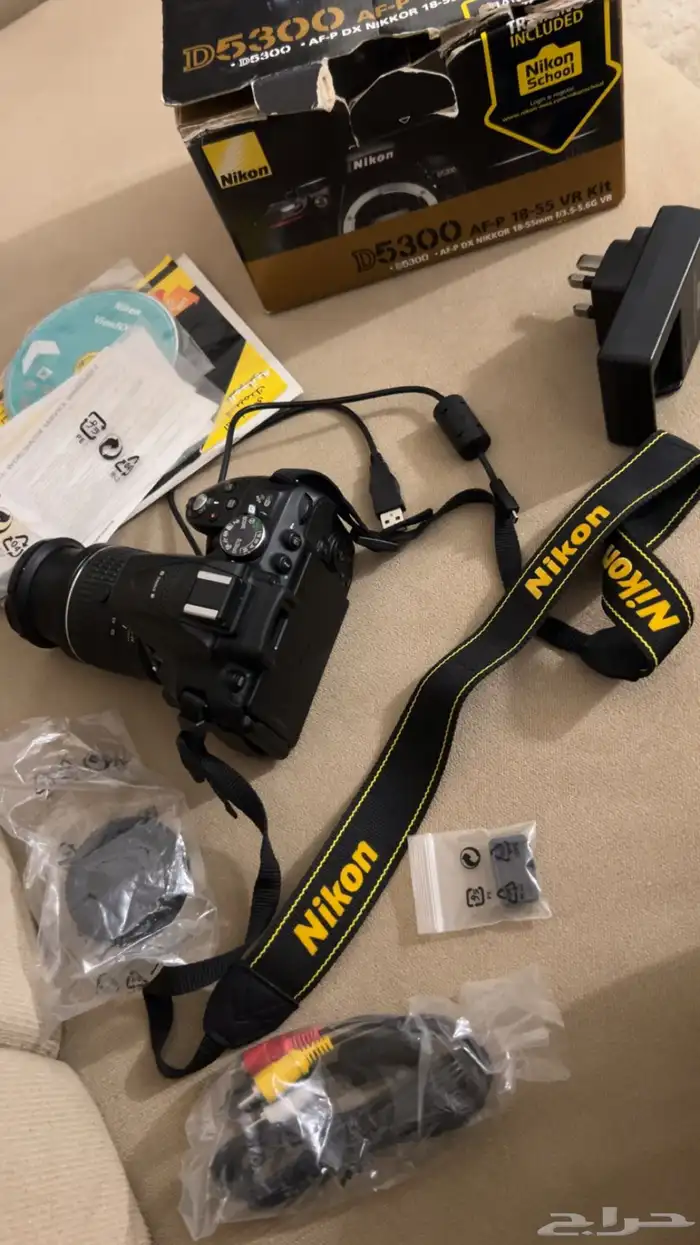 كاميرا نيكون D5300 جديده لم يتم الاستخدام ب 2000 0