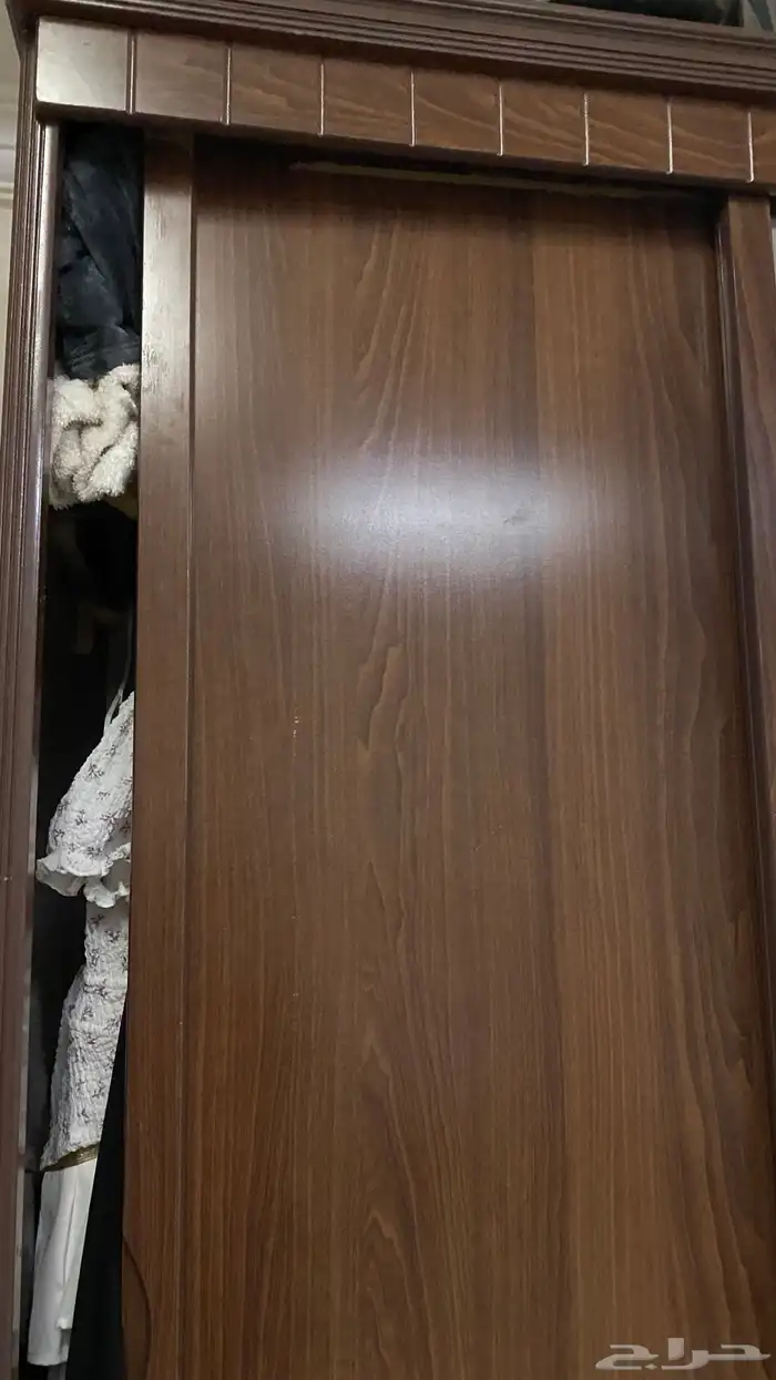 دولاب للبيع 4