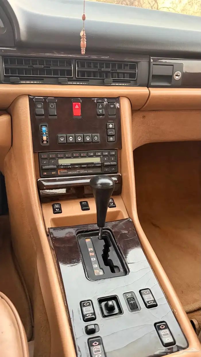 للبيع مرسيدس 560 SEL موديل 1987 23