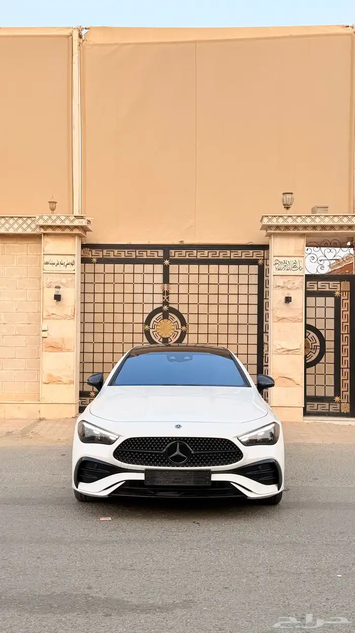 مرسيدس CLE200 2024 كوبيه شبه اصفار 2