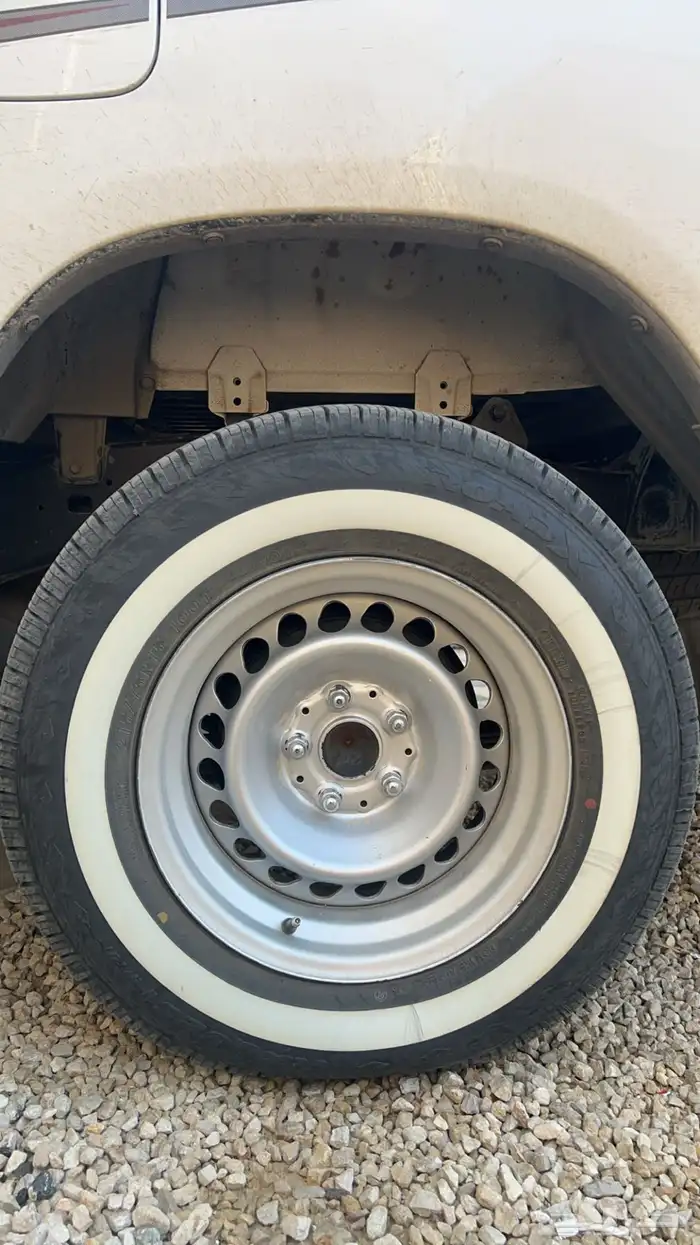 للبيع دمعه وكفرات جينيو 0