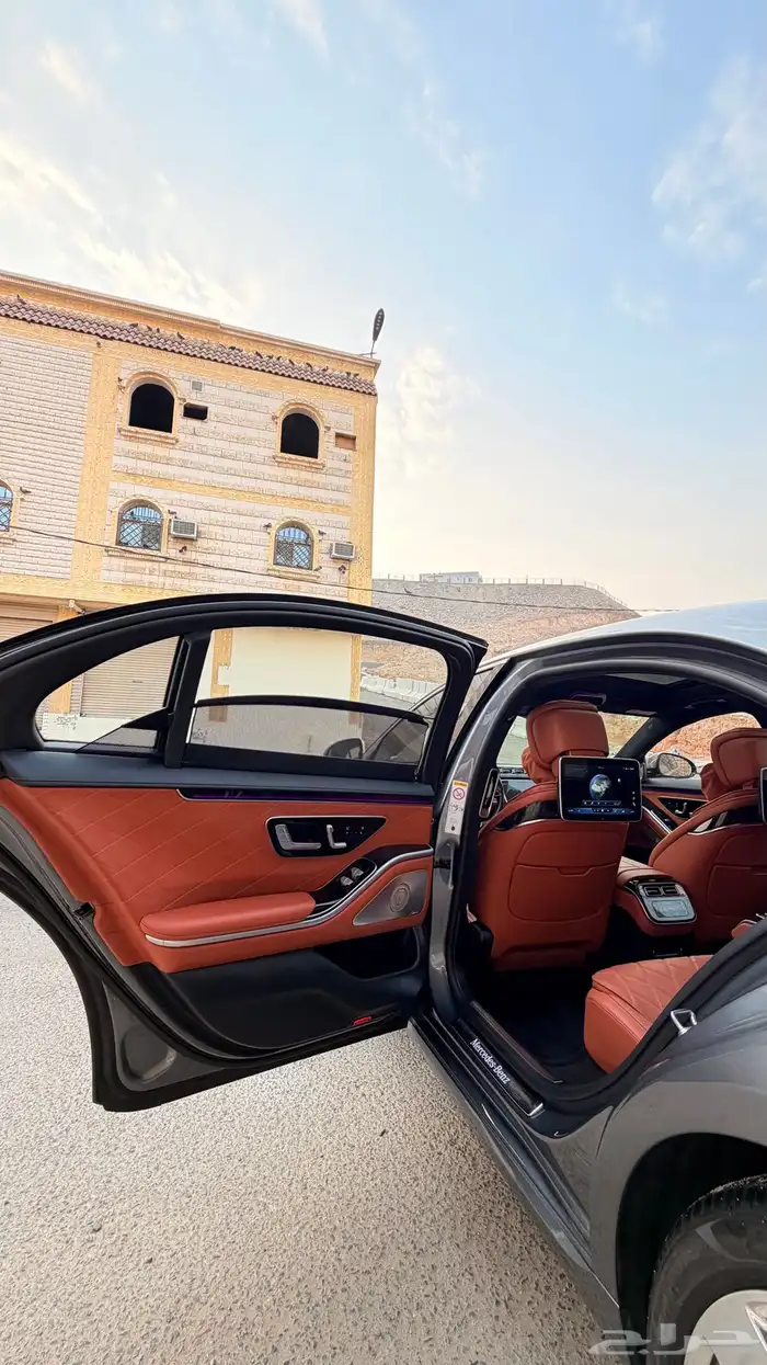مرسيدس S580L 2021 ( بنزين 8V ) بحالة الوكالة 15