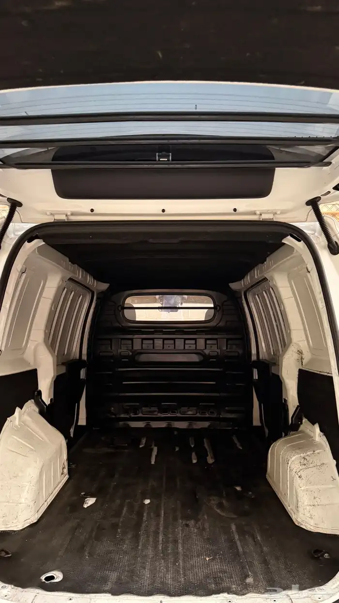 هونداي ستاريا 2022 ( ديزل ) فإن بضاعة 10