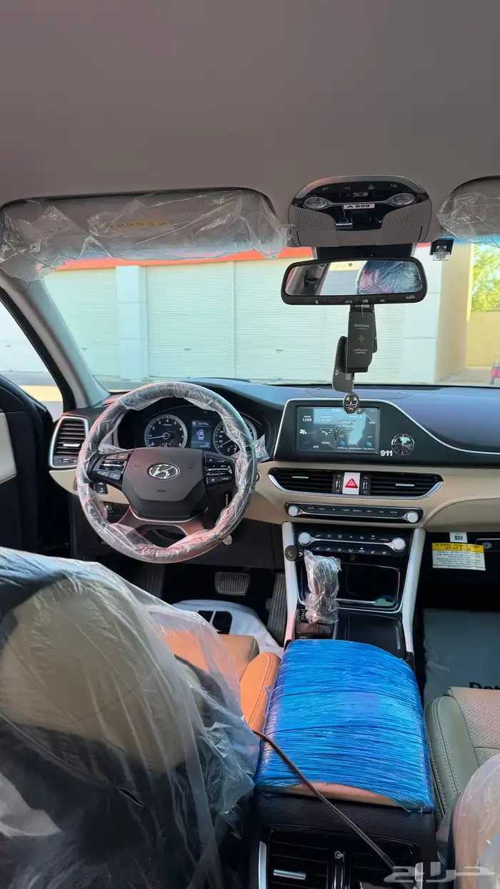 ازيرا 2019 V6 فل كامل 8