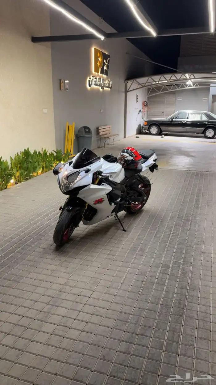 دباب ريس سوزوكي 750 2