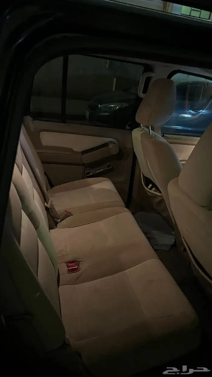 فورد اكسبلورر 2010 7