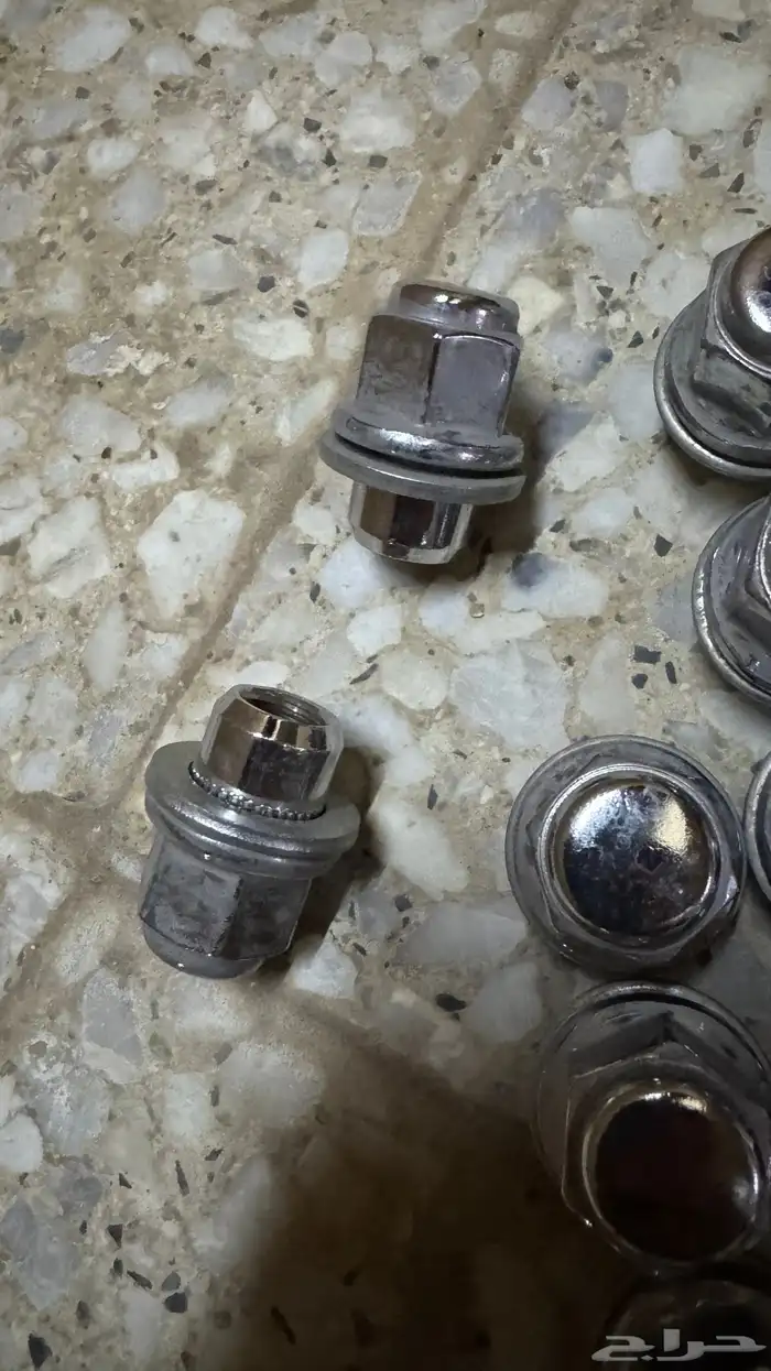 طقم صواميل كامري و حساسات كفرات 4