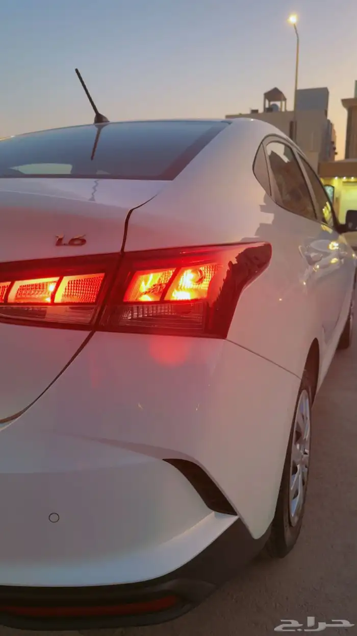 للبيع هيونداي اكسنت 2023 1.6 6